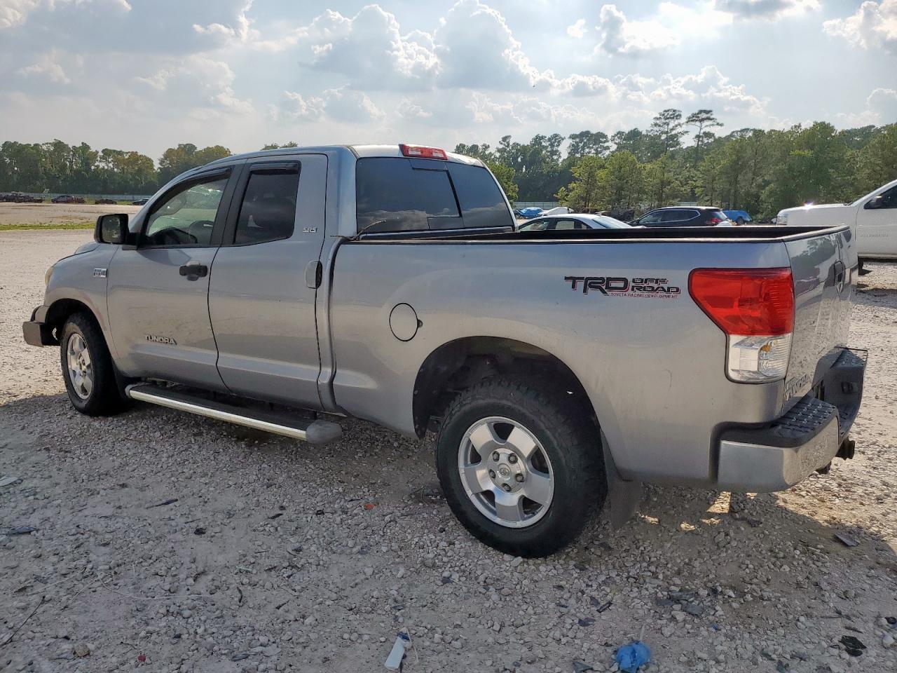2010 TOYOTA TUNDRA