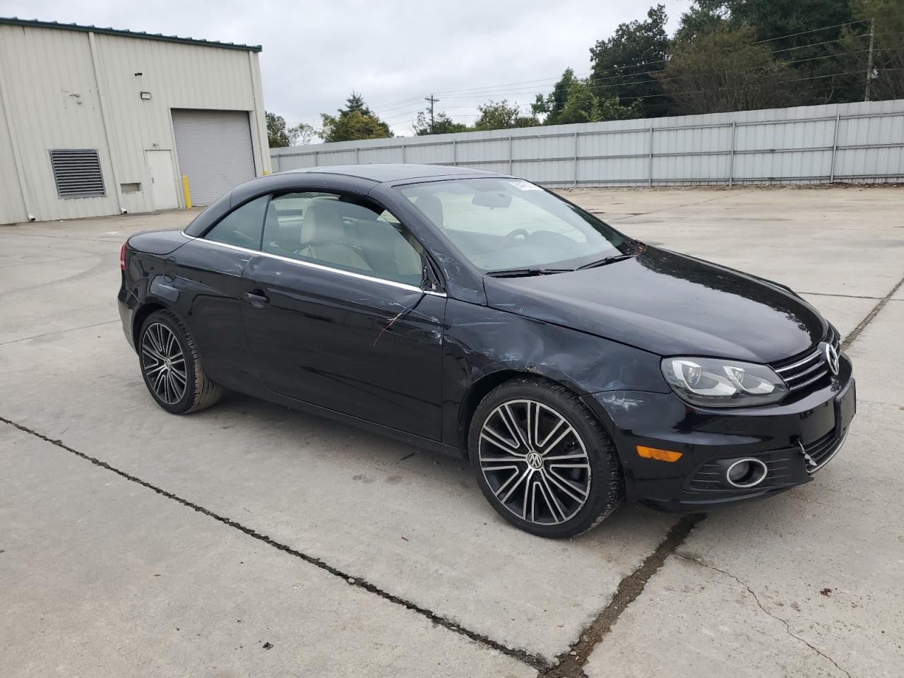 2014 VOLKSWAGEN EOS