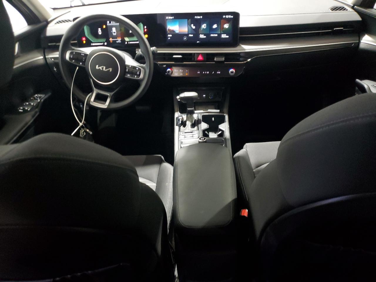 2025 KIA K5