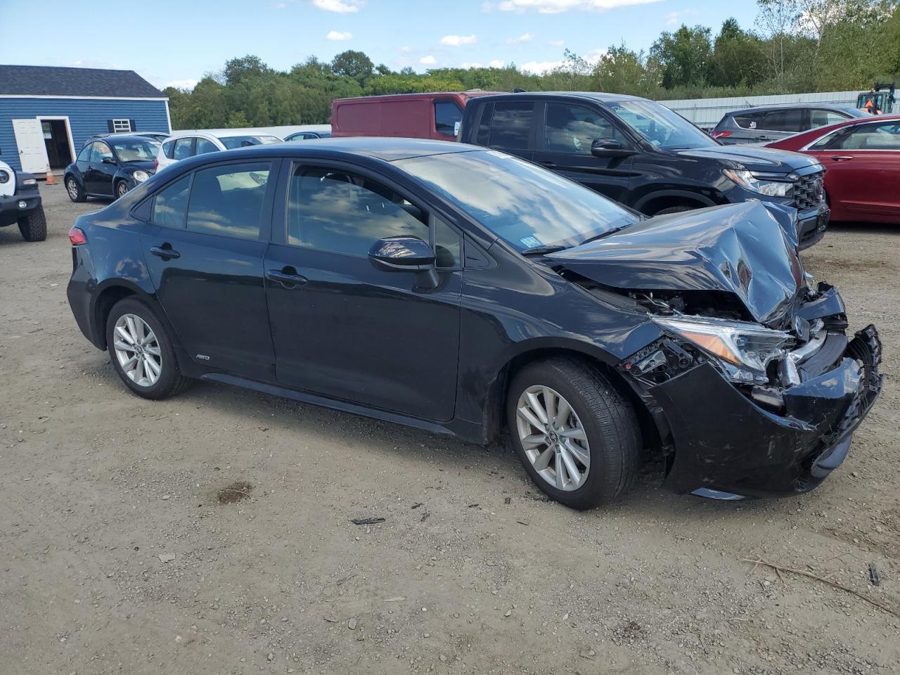 2025 TOYOTA COROLLA