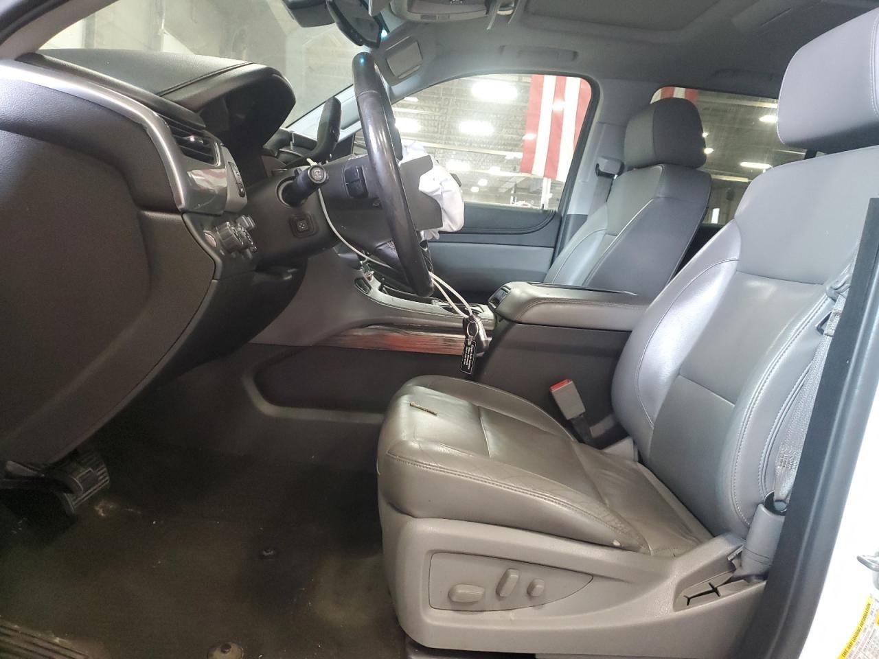 2016 CHEVROLET Tahoe