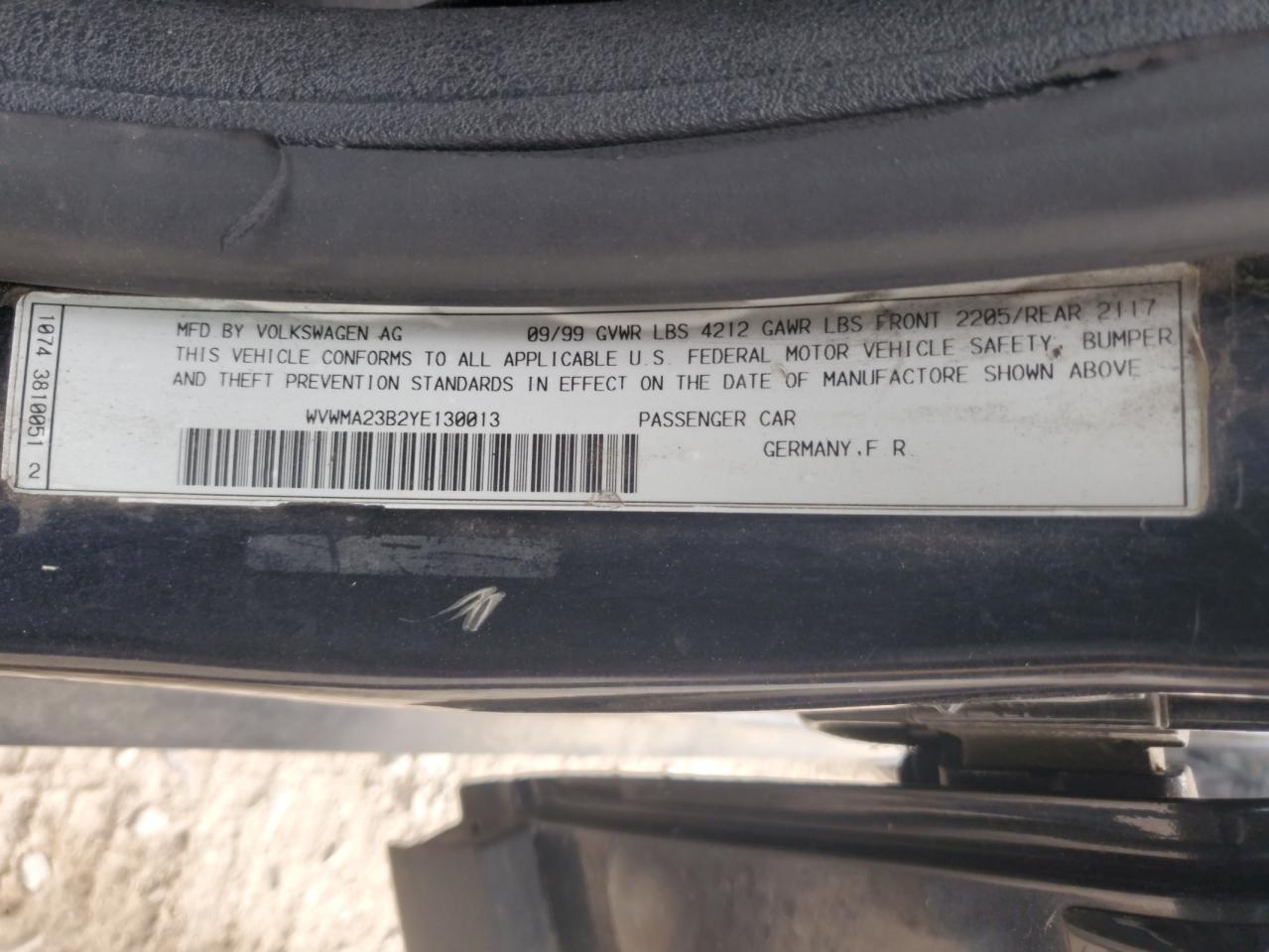 2000 VOLKSWAGEN Passat