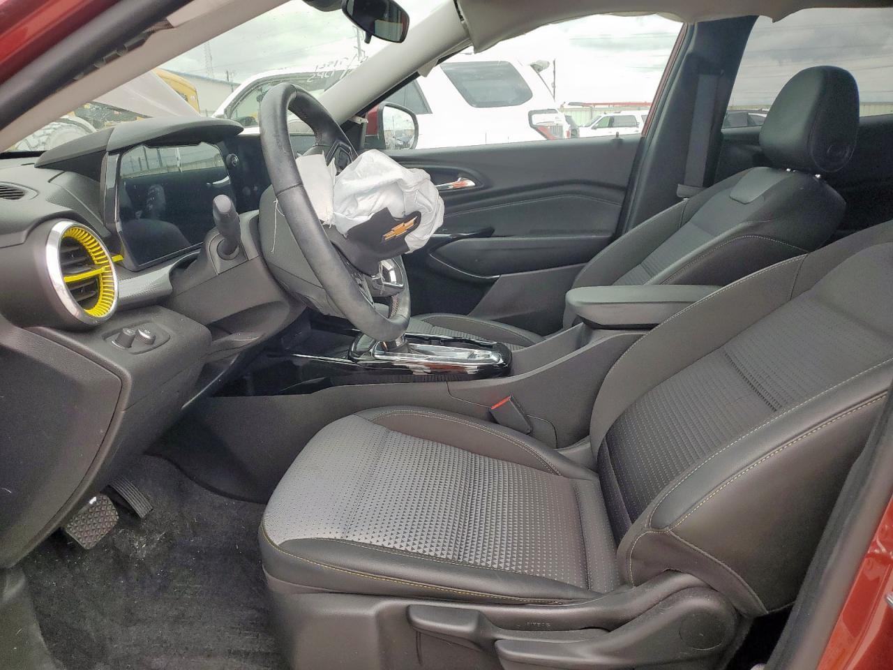 2024 CHEVROLET TRAX