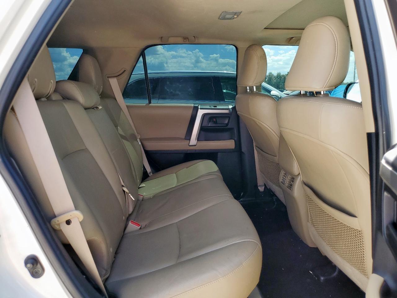 2011 TOYOTA 4Runner