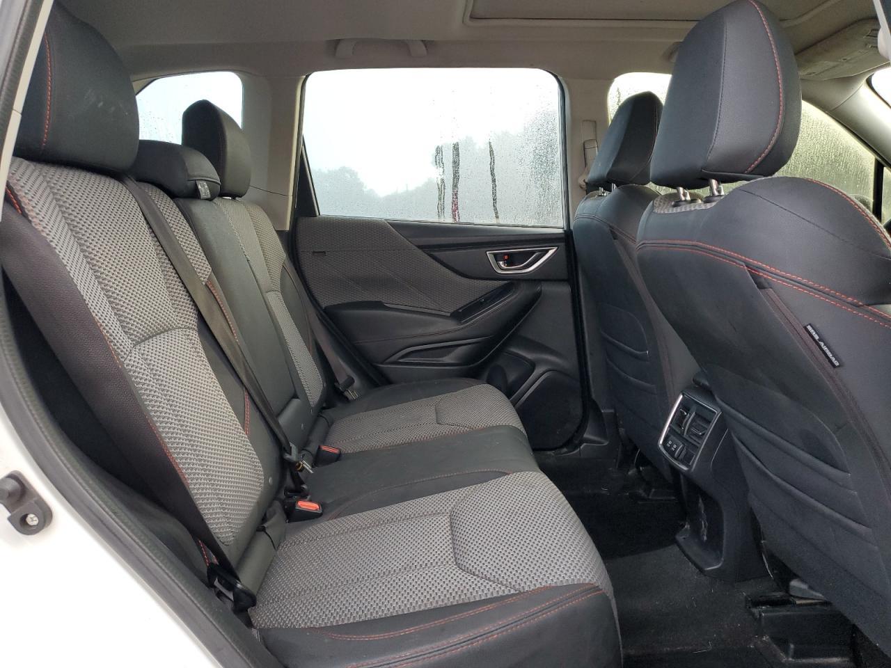 2019 SUBARU FORESTER