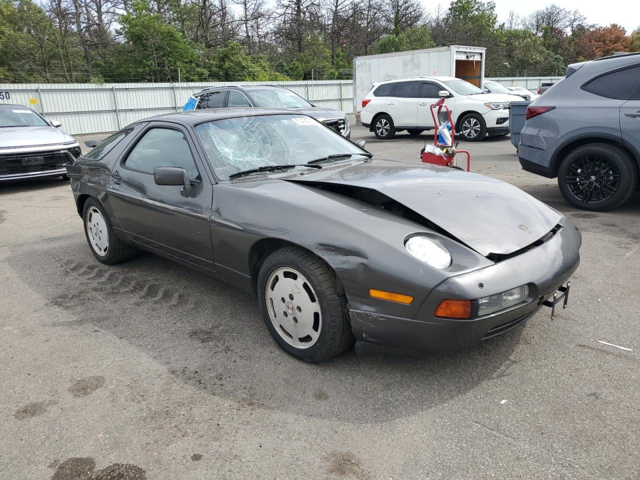 1989 PORSCHE 928