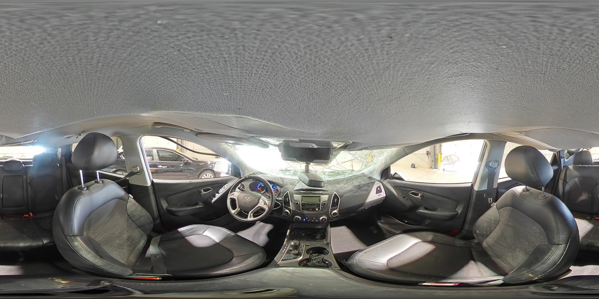 2010 HYUNDAI TUCSON