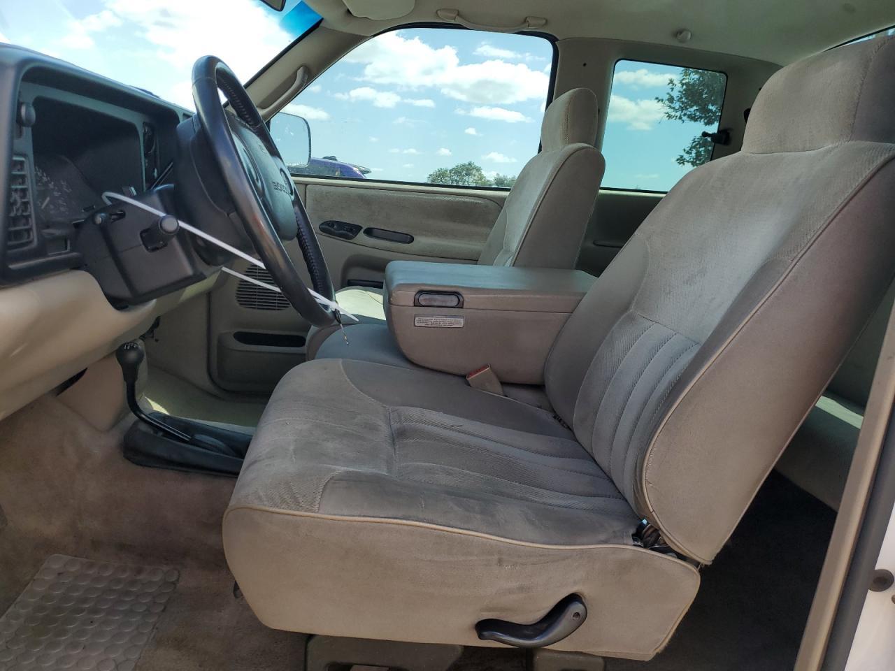 1996 DODGE Ram 2500