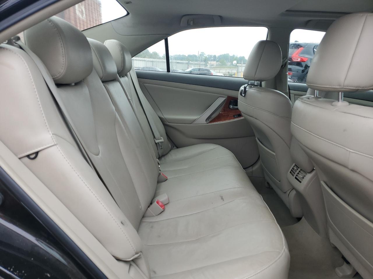 2010 TOYOTA CAMRY