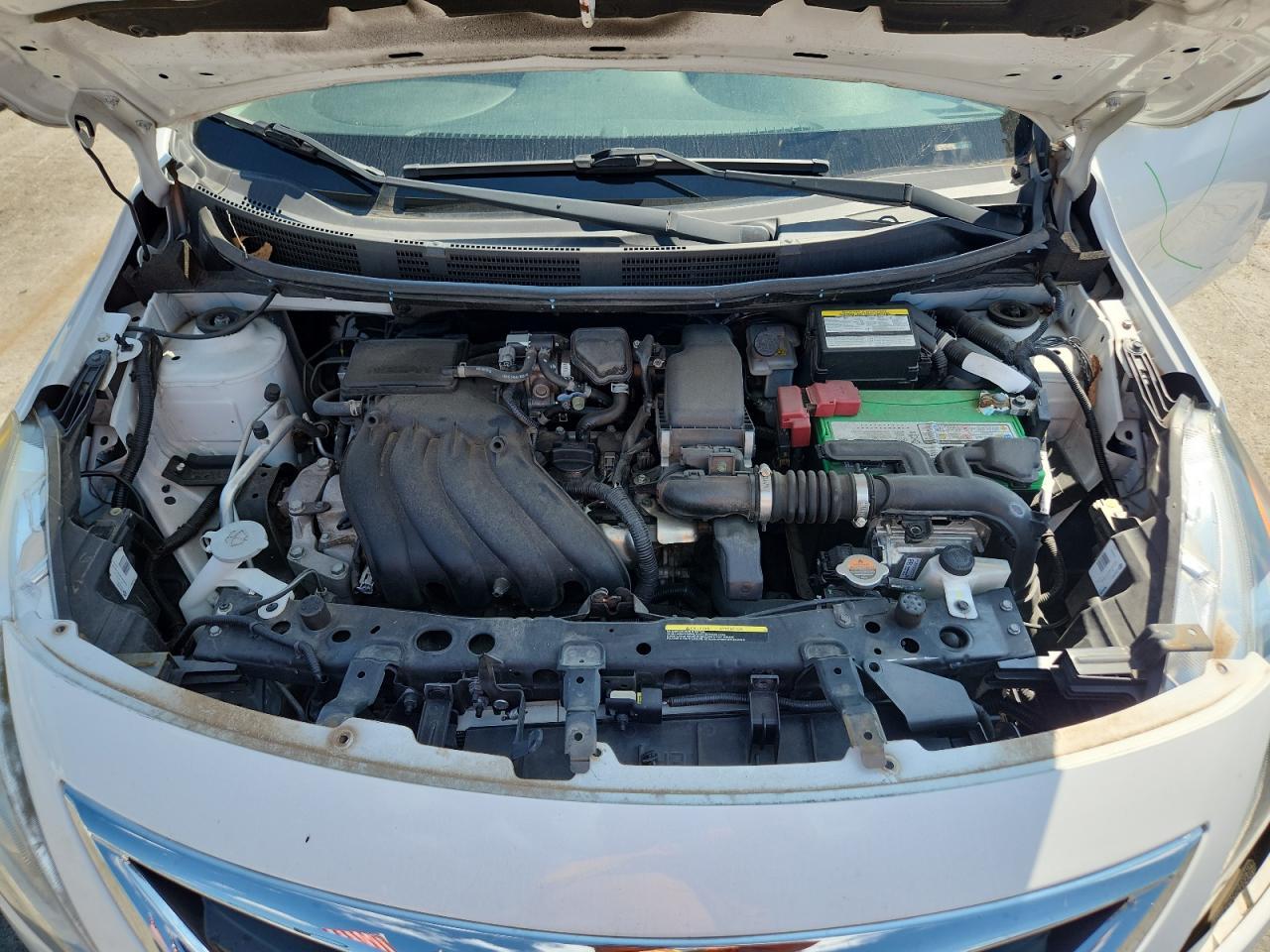 2016 NISSAN VERSA