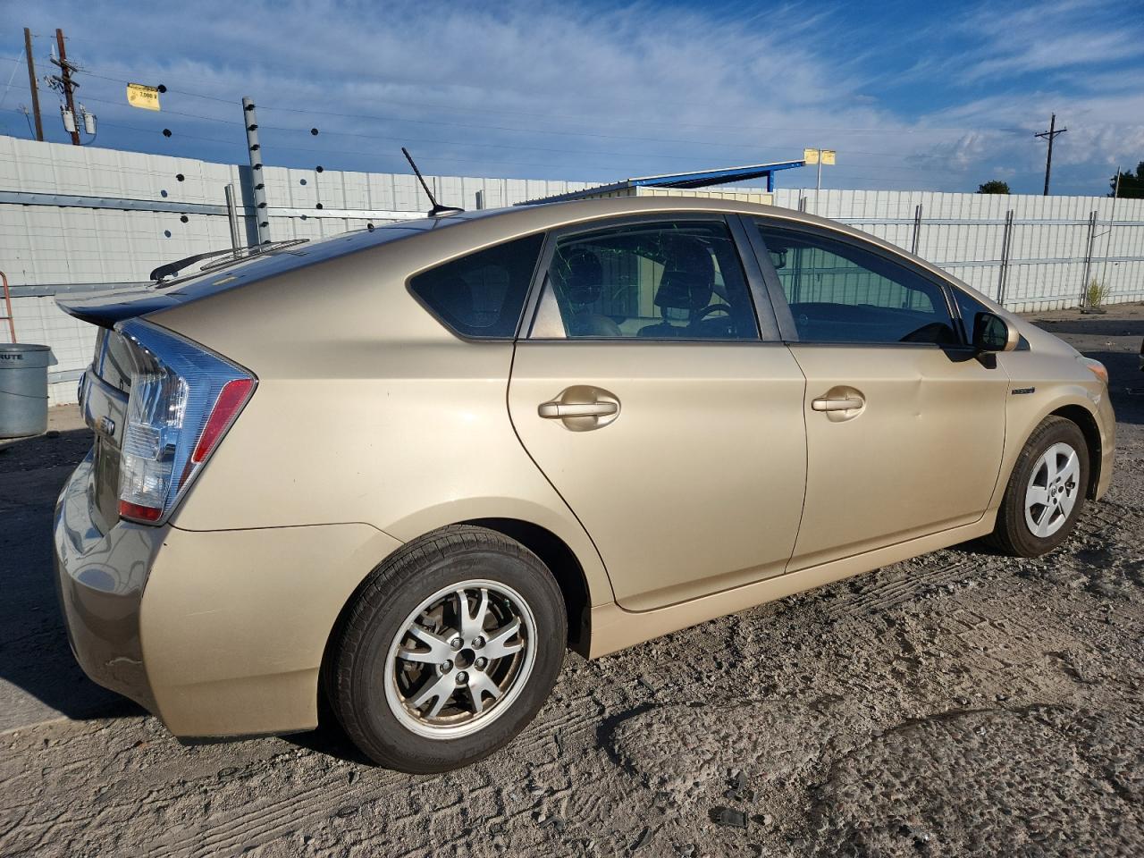 2011 TOYOTA PRIUS