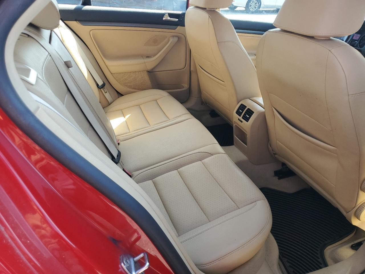 2009 VOLKSWAGEN JETTA