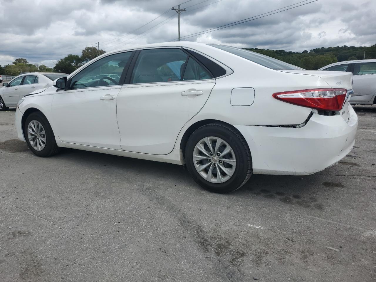 2016 TOYOTA CAMRY