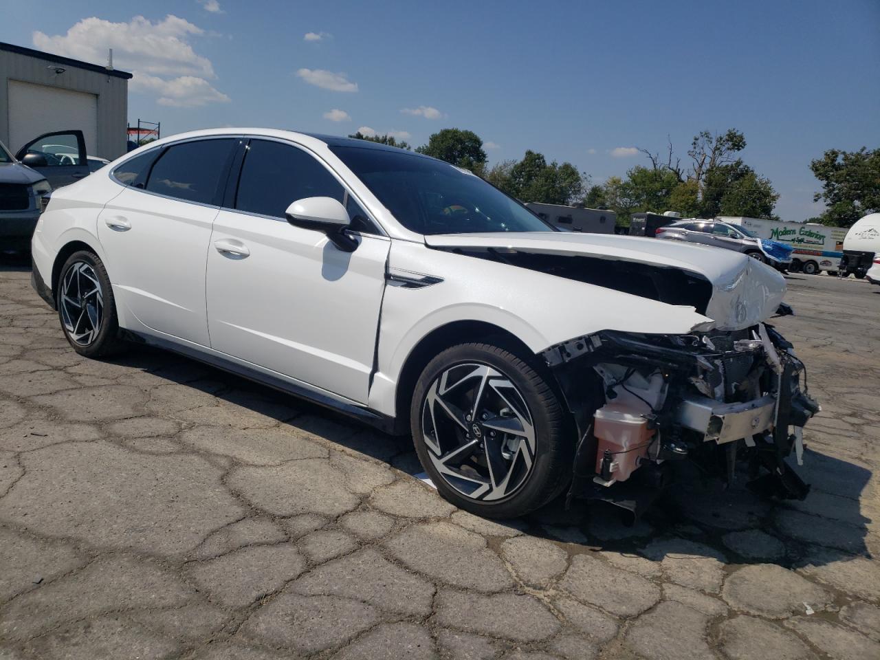 2025 HYUNDAI SONATA