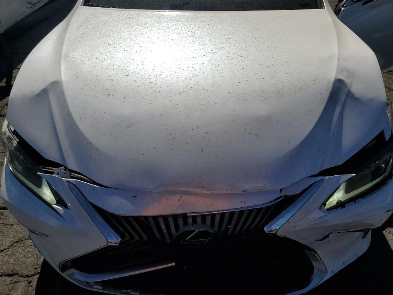 2020 LEXUS Es