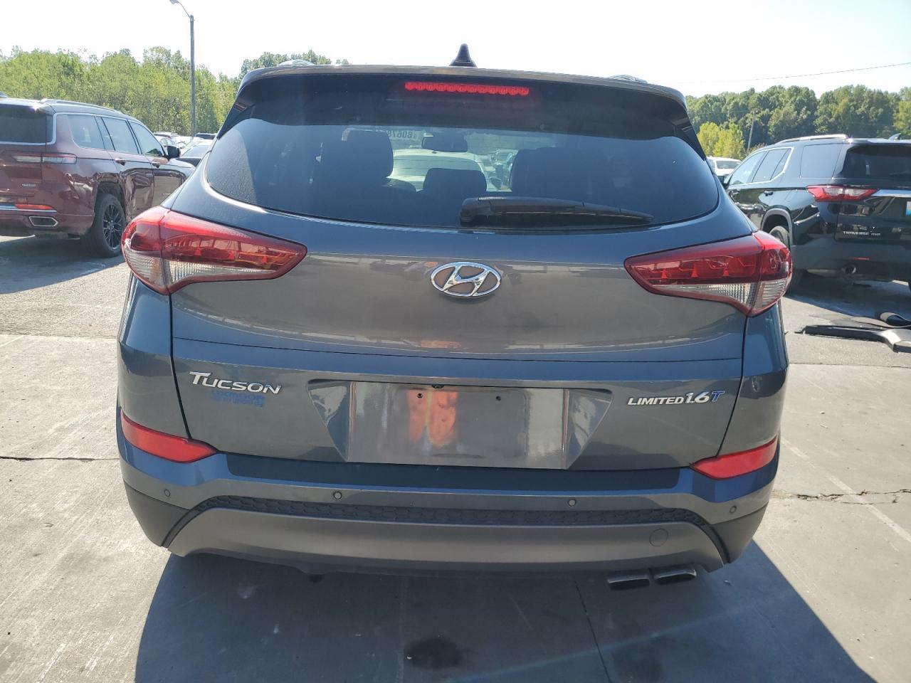 2016 HYUNDAI TUCSON