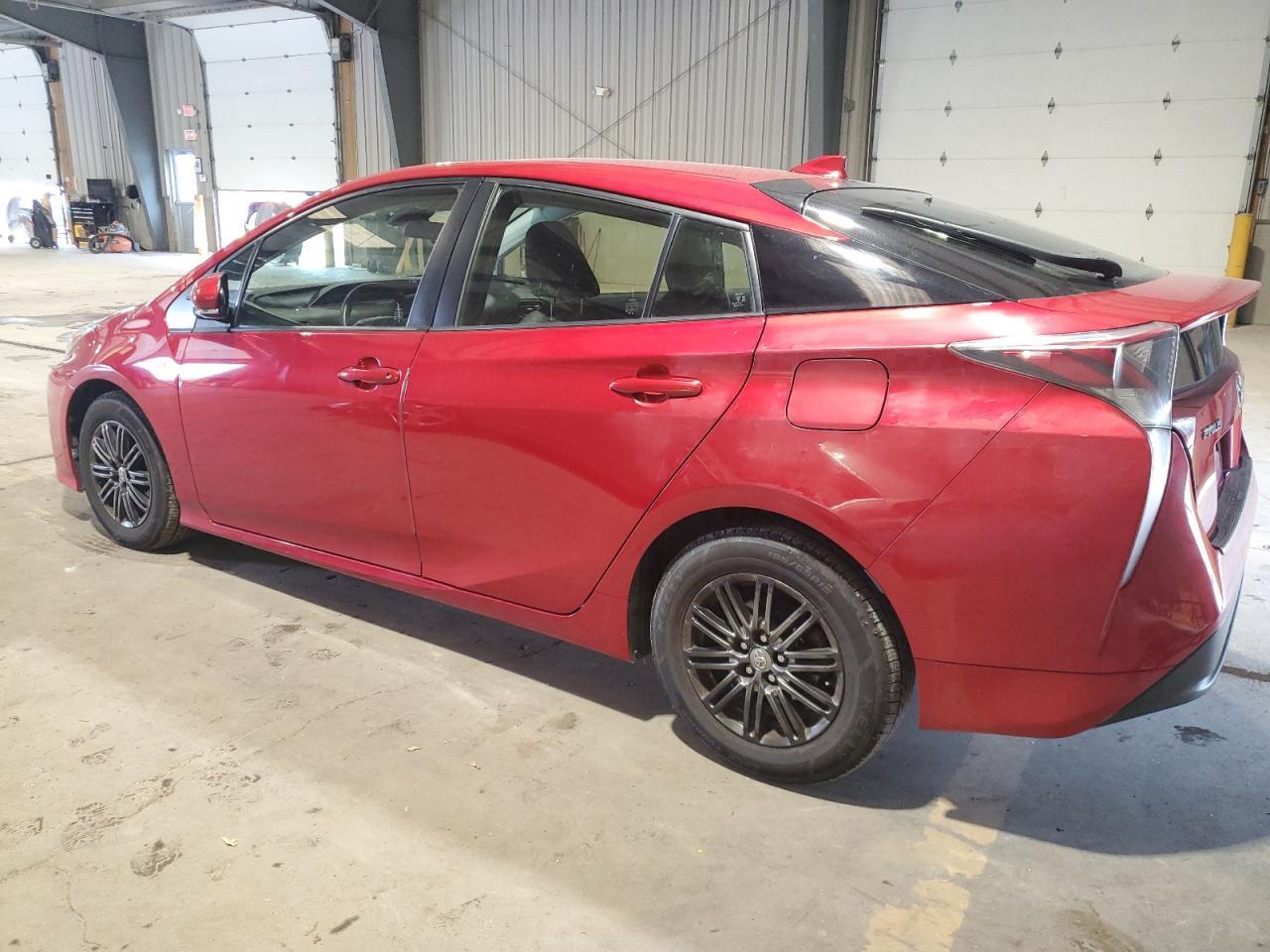 2017 TOYOTA PRIUS