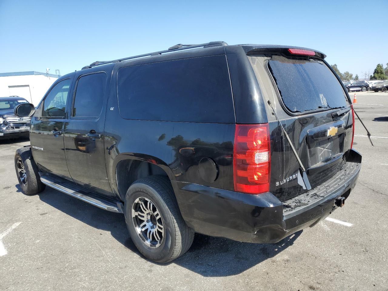 2014 CHEVROLET Suburban