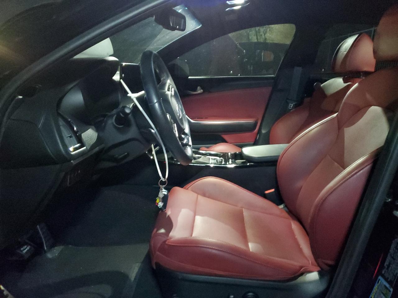 2020 KIA Stinger