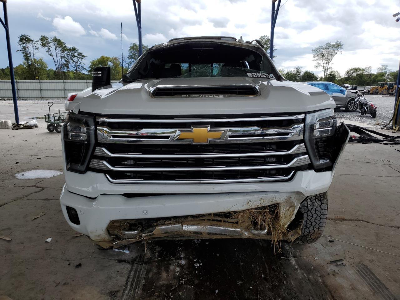 2025 CHEVROLET Silverado