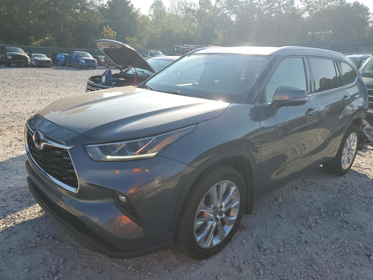 2020 TOYOTA HIGHLANDER
