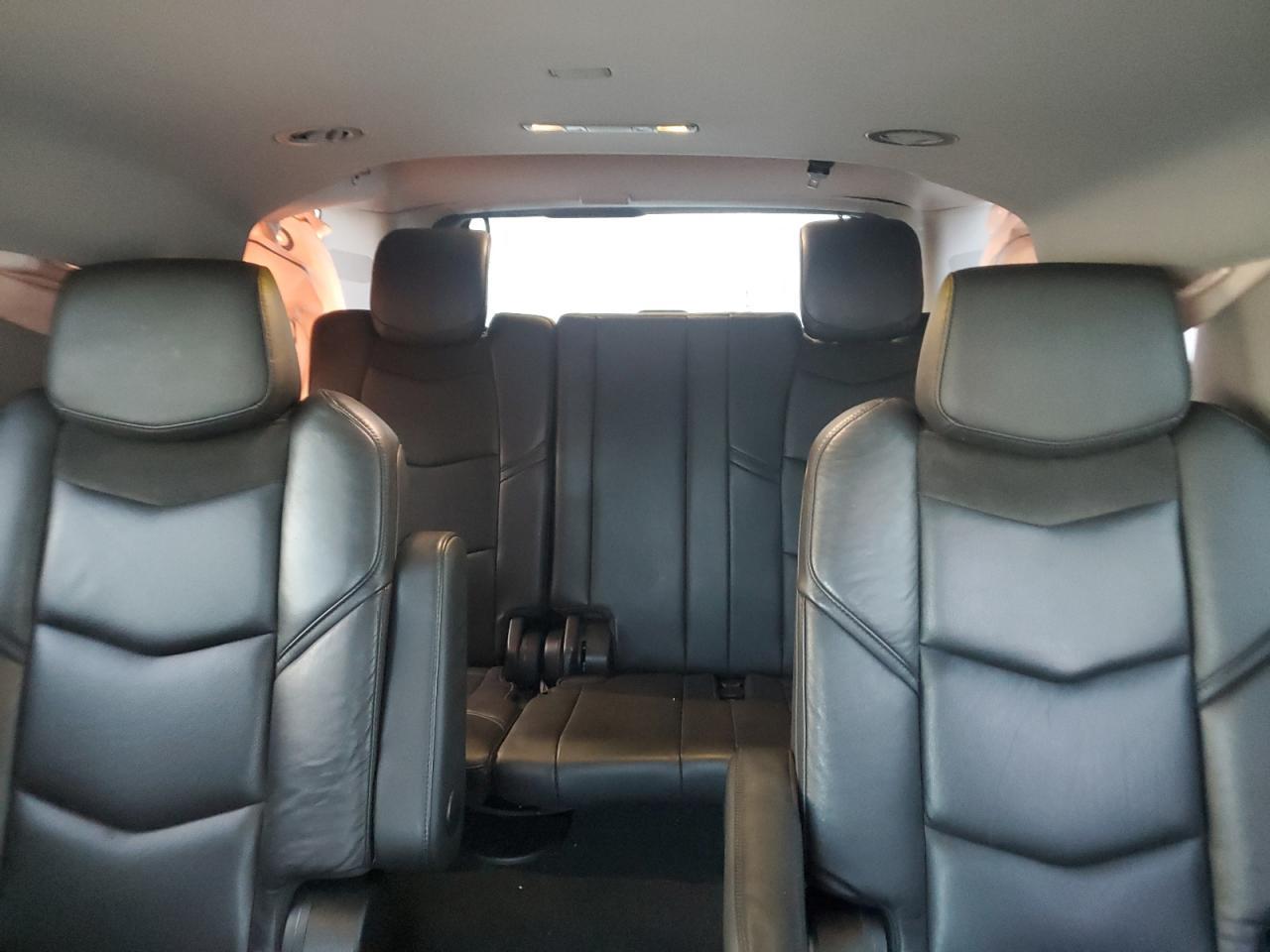 2019 CADILLAC Escalade ESV