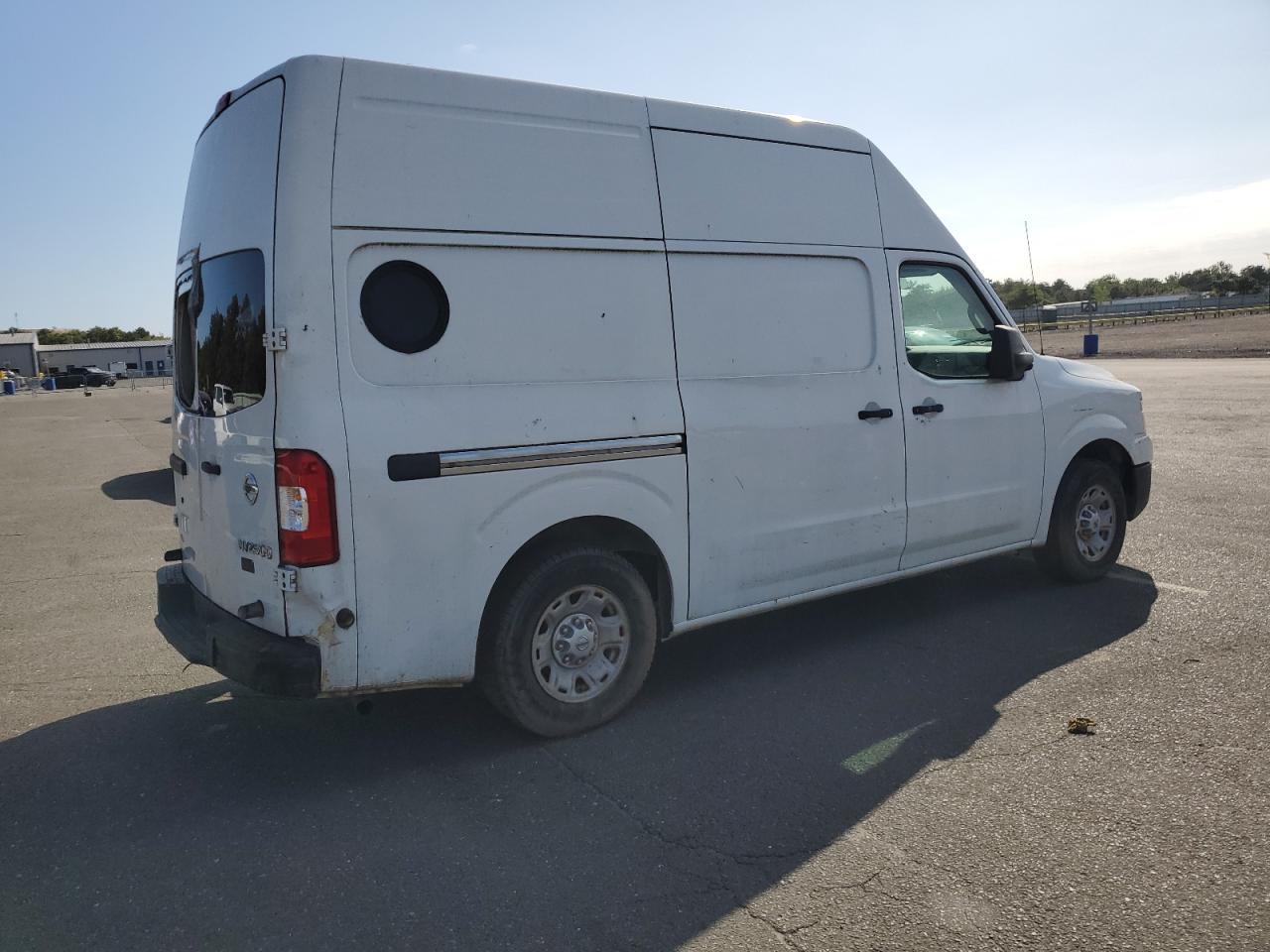2012 NISSAN NV 2500