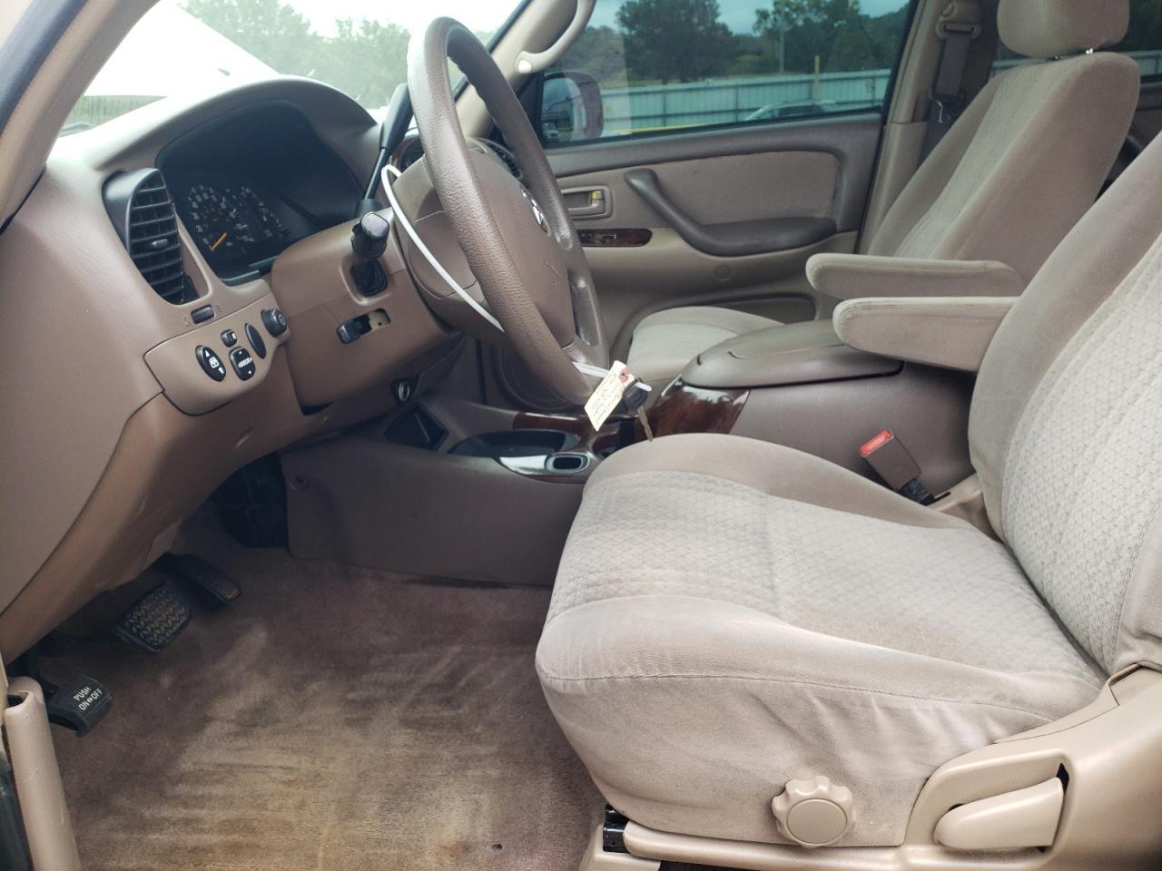 2004 TOYOTA TUNDRA