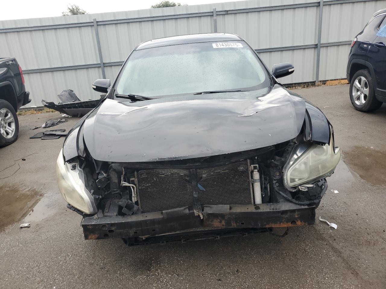 2011 NISSAN Maxima