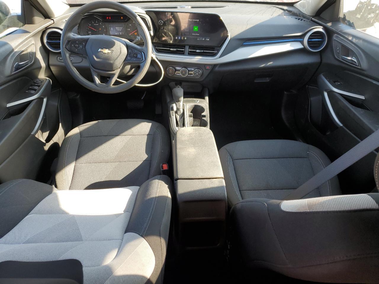 2025 CHEVROLET TRAX