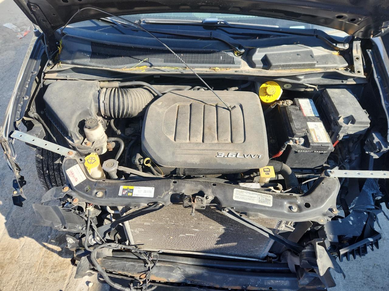 2014 CHRYSLER Town & Country