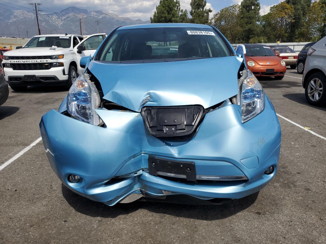 2015 NISSAN LEAF