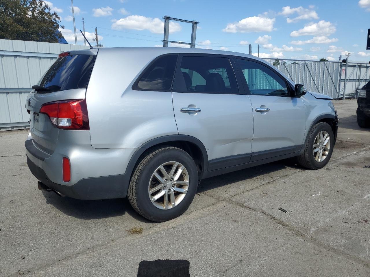 2014 KIA SORENTO