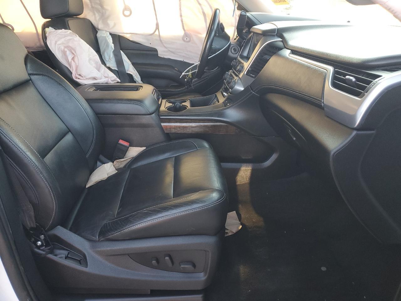 2015 CHEVROLET Suburban