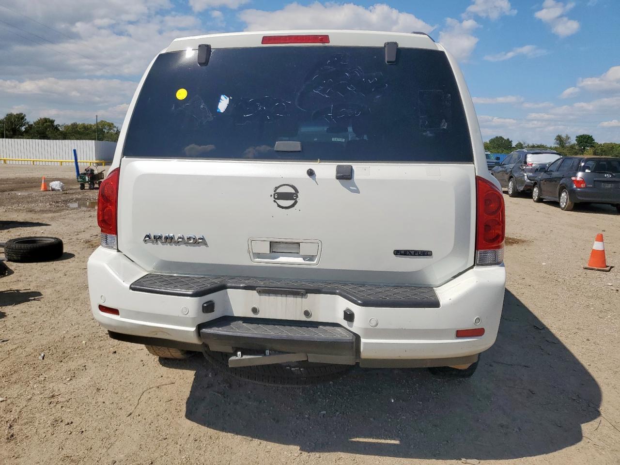 2015 NISSAN Armada