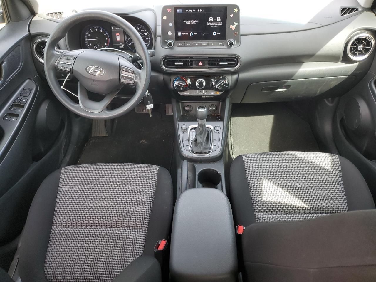 2023 HYUNDAI Kona