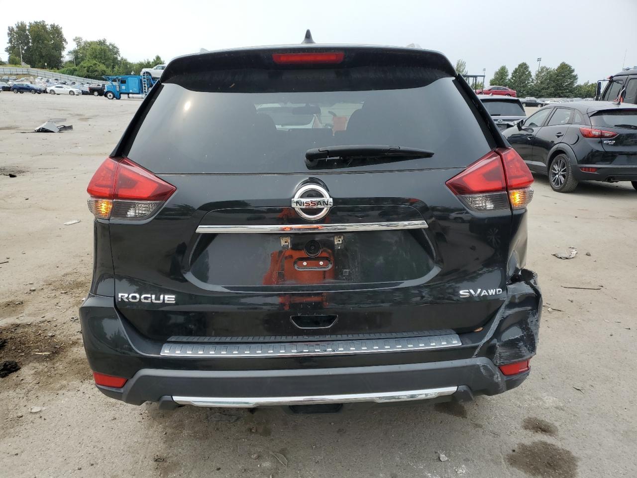 2017 NISSAN ROGUE