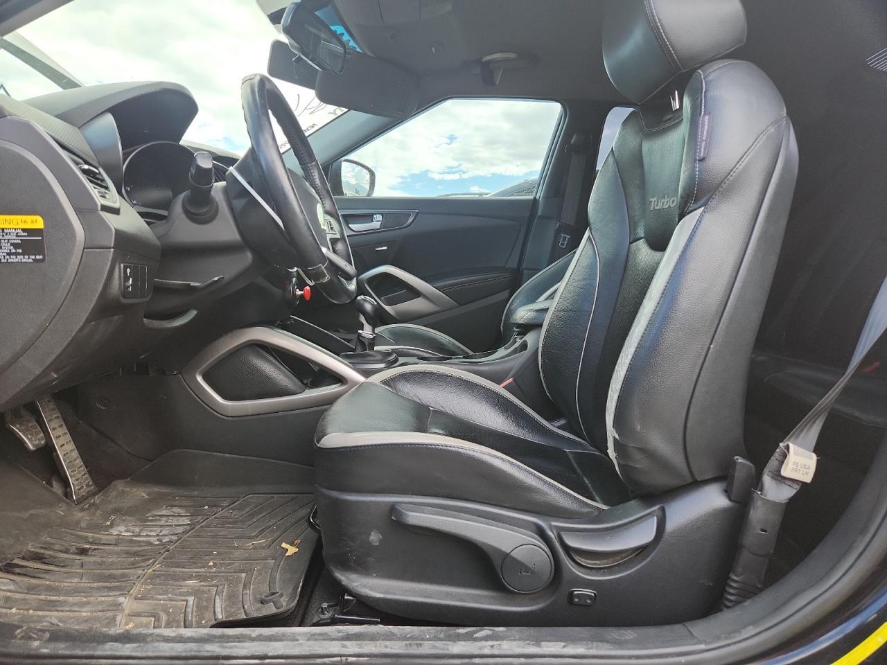 2013 HYUNDAI VELOSTER