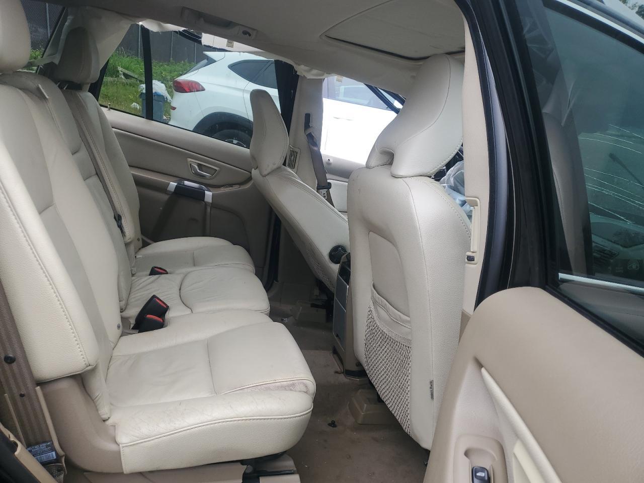 2013 VOLVO XC90