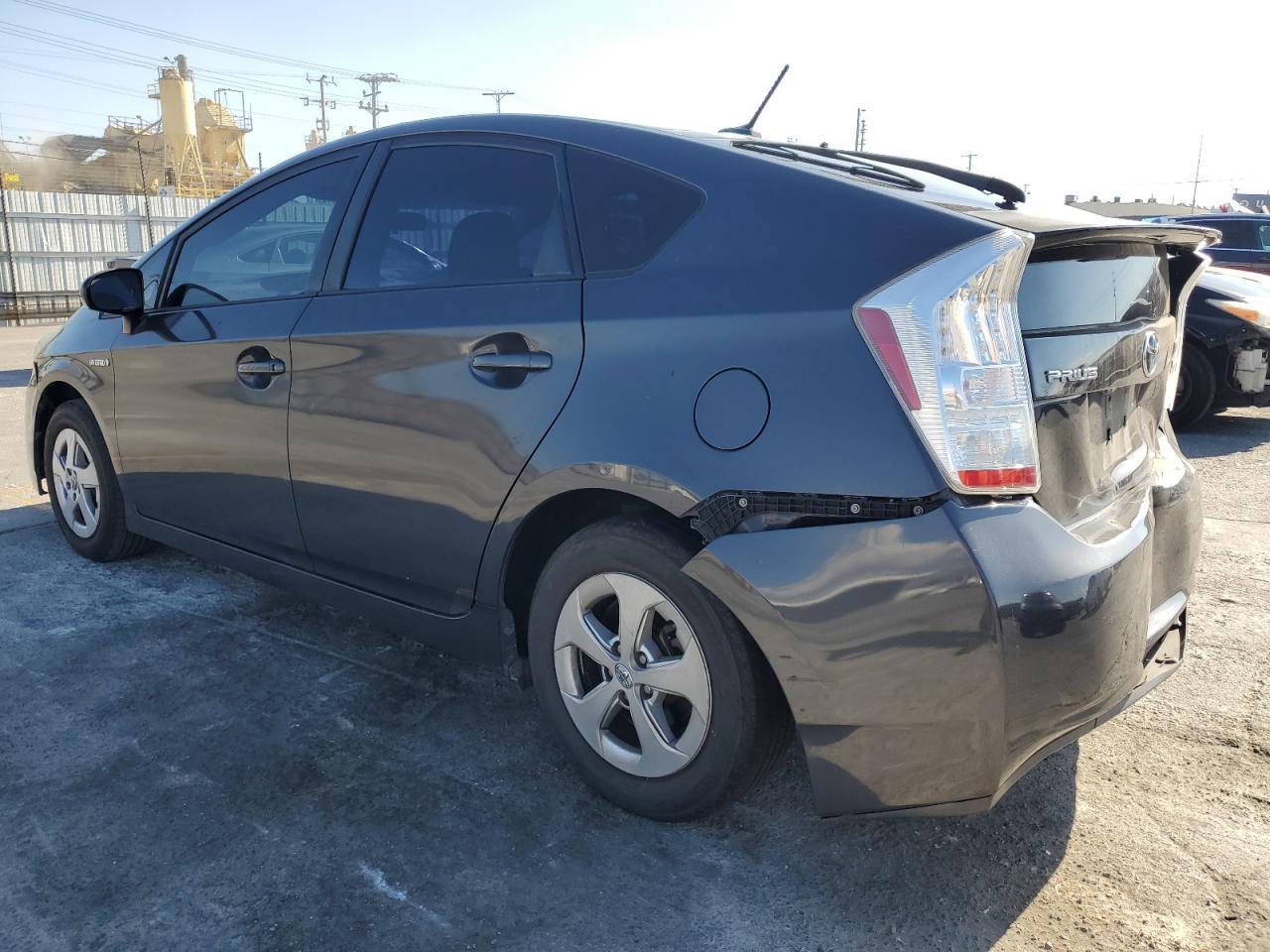2011 TOYOTA PRIUS