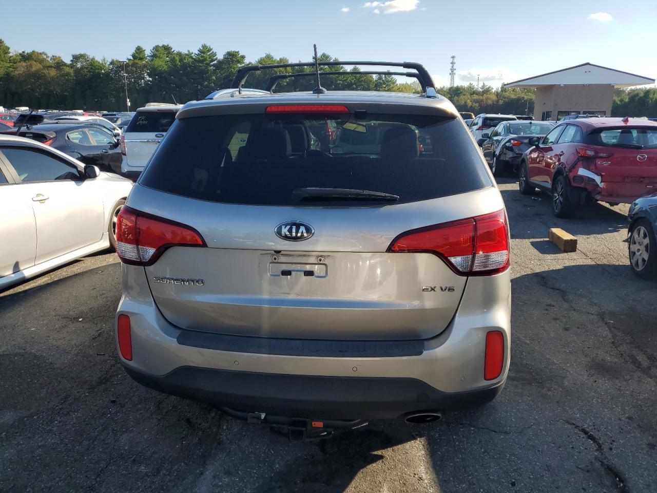2015 KIA SORENTO