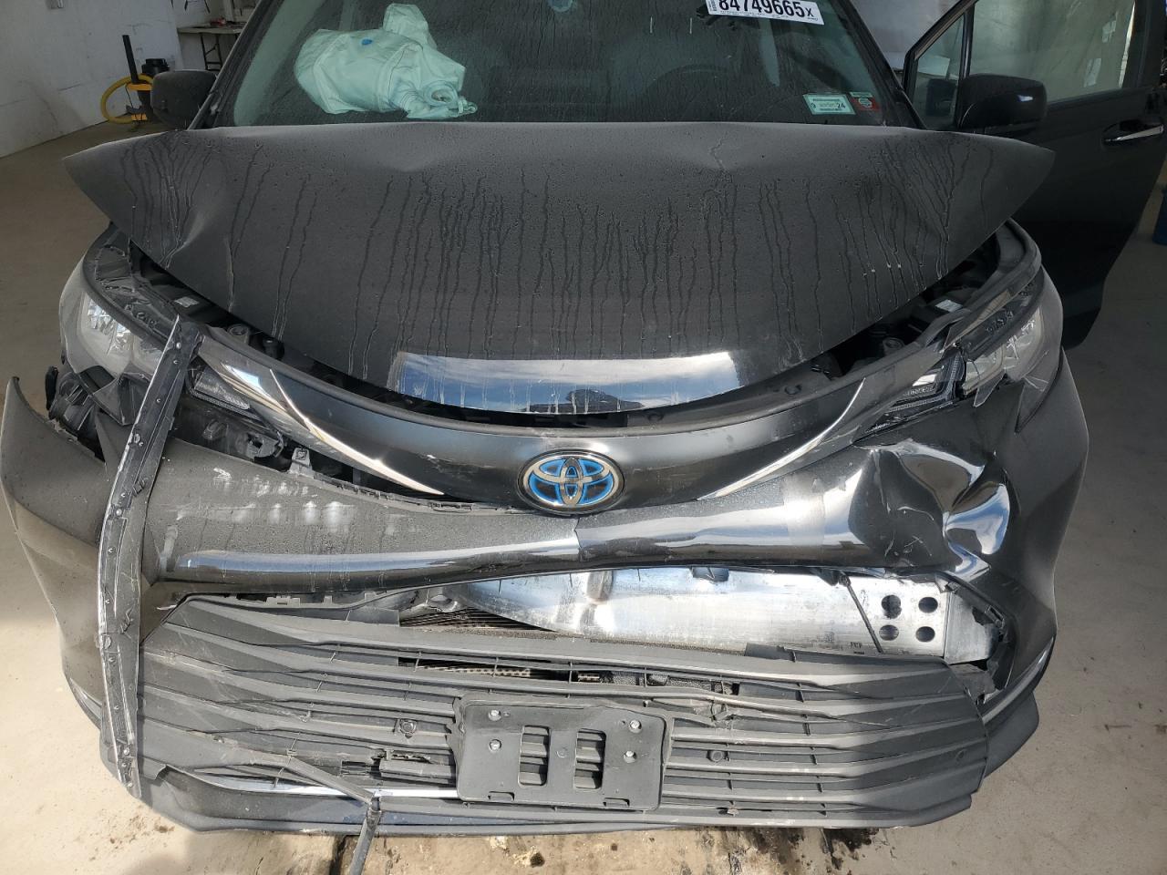 2023 TOYOTA SIENNA