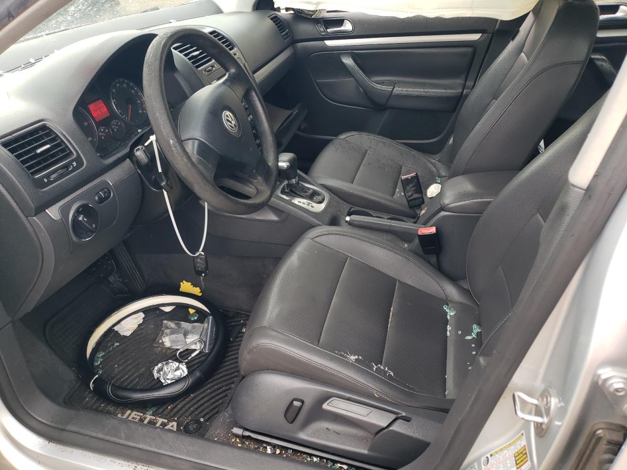 2006 VOLKSWAGEN JETTA