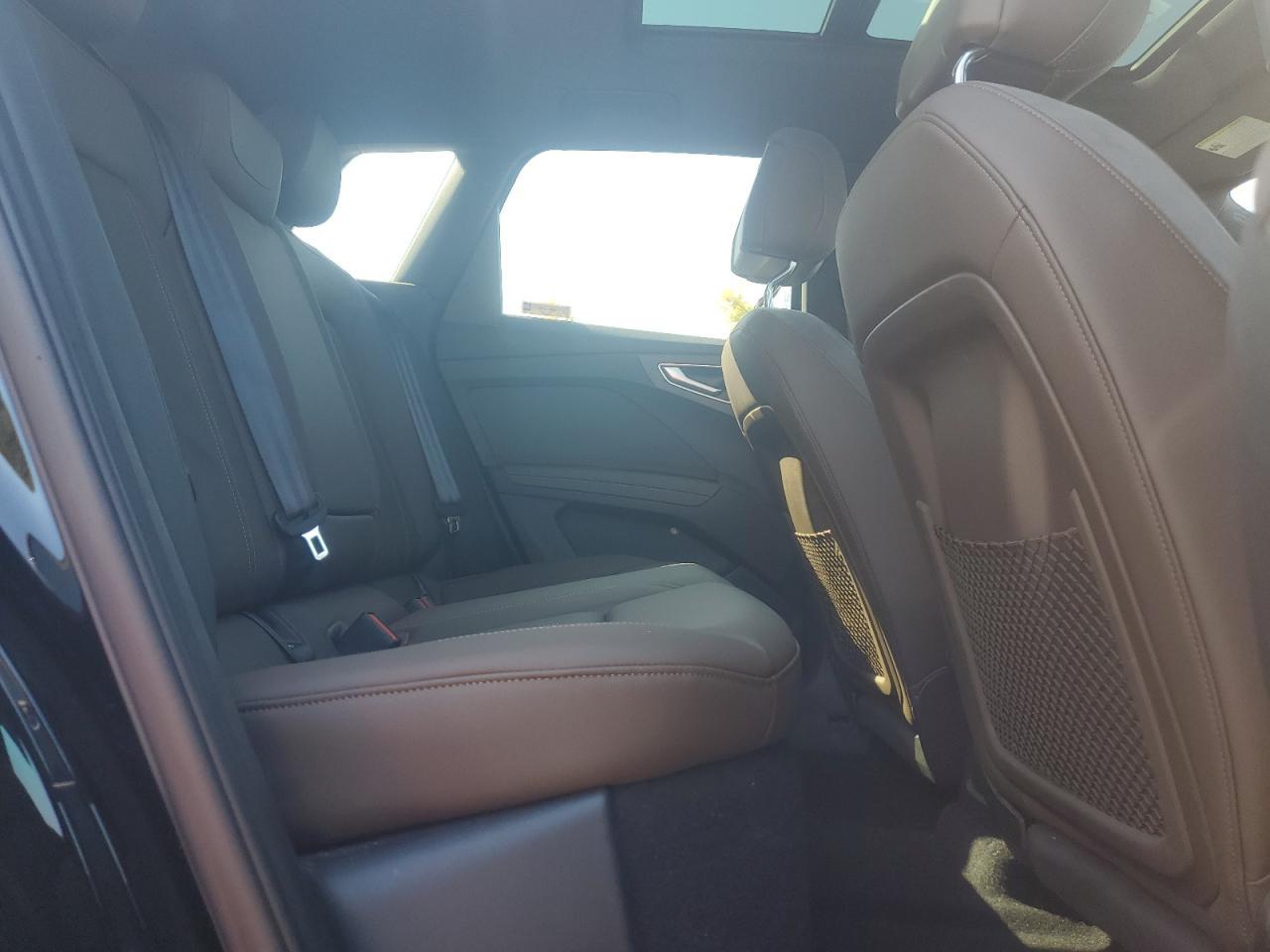 2022 AUDI Q4 e-tron