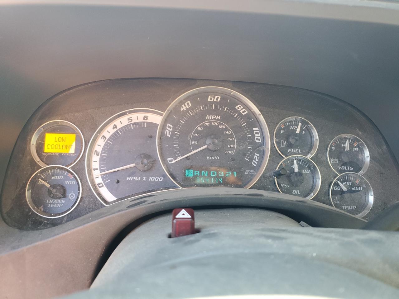 2002 CADILLAC ESCALADE