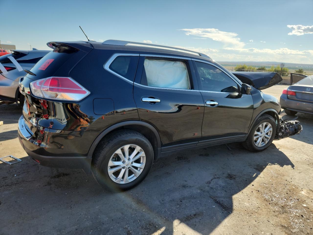 2016 NISSAN ROGUE