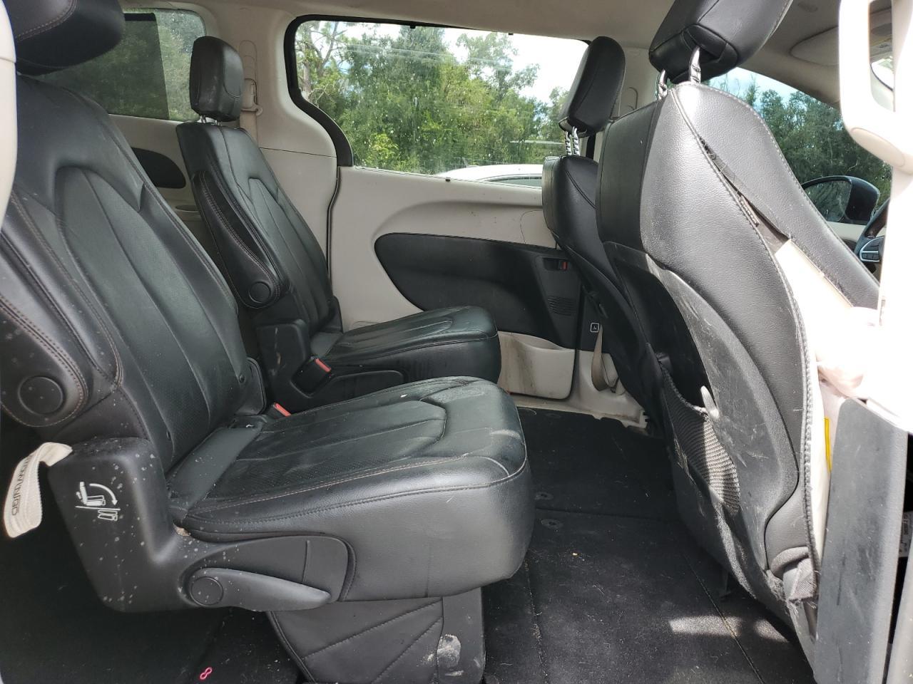 2020 CHRYSLER Pacifica