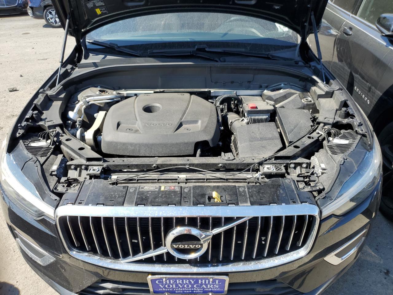 2021 VOLVO XC60