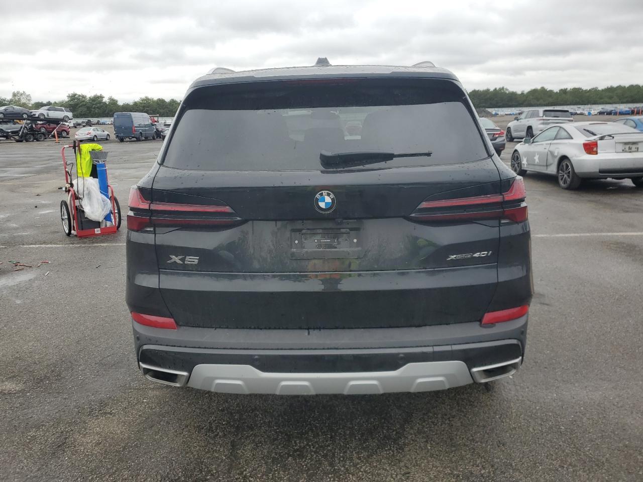 2025 BMW X5