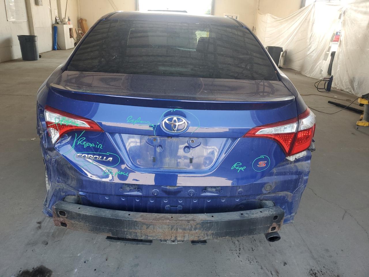 2015 TOYOTA COROLLA
